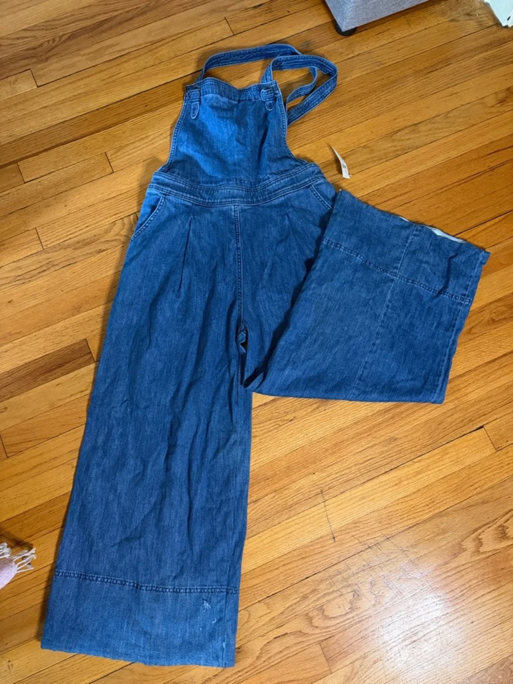 Maeve Blue Wide-Leg Denim Overalls with Crossback Straps - Picture 11 of 15